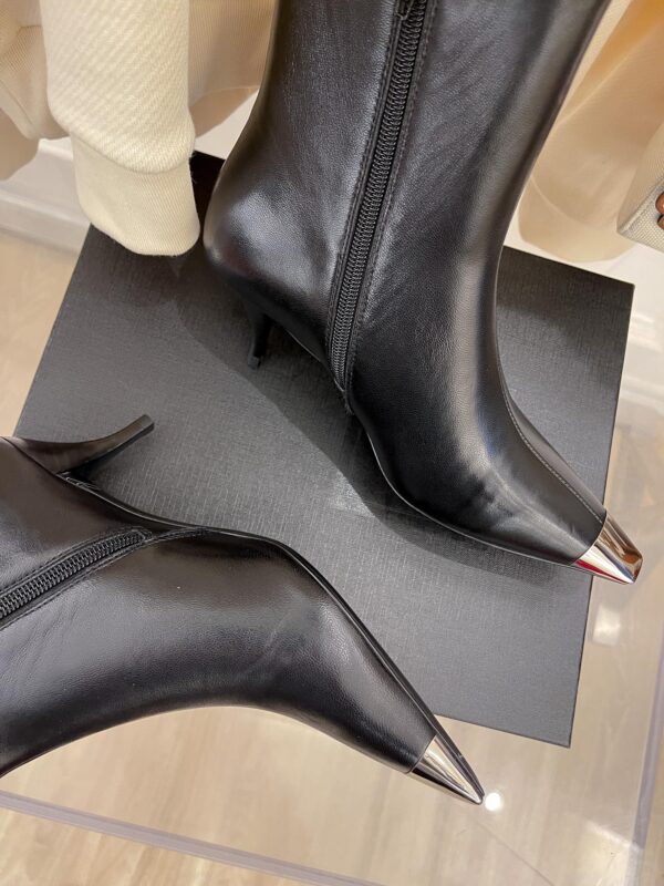 Yves Saint Laurent #14319 Women Fashionable Boots - Image 9
