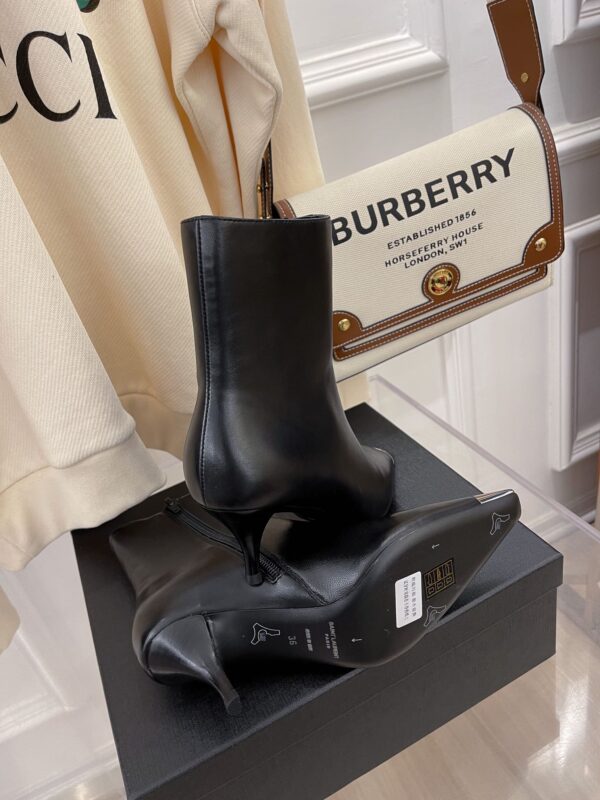 Yves Saint Laurent #14319 Women Fashionable Boots - Image 10