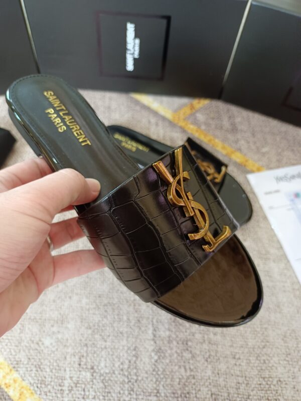 Yves Saint Laurent #23900 Fashionable Slippers - Image 2