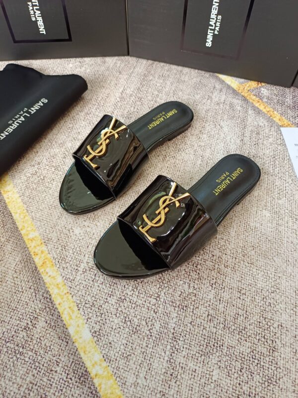 Yves Saint Laurent #23904 Fashionable Slippers - Image 4