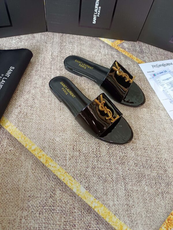 Yves Saint Laurent #23904 Fashionable Slippers - Image 5