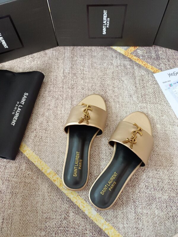 Yves Saint Laurent #23912 Fashionable Slippers - Image 5
