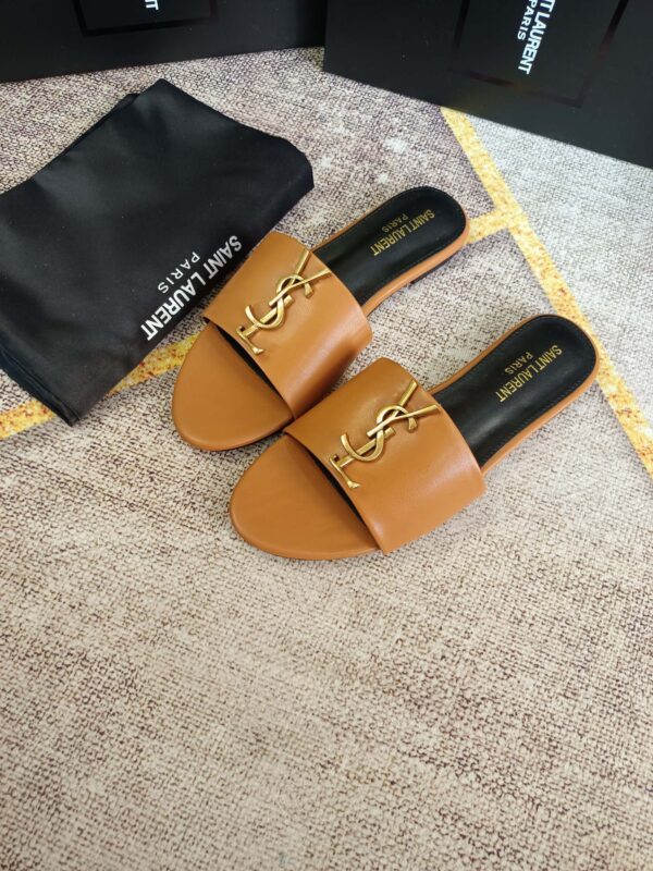 Yves Saint Laurent #23920 Fashionable Slippers - Image 4