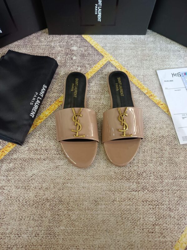 Yves Saint Laurent #23924 Fashionable Slippers