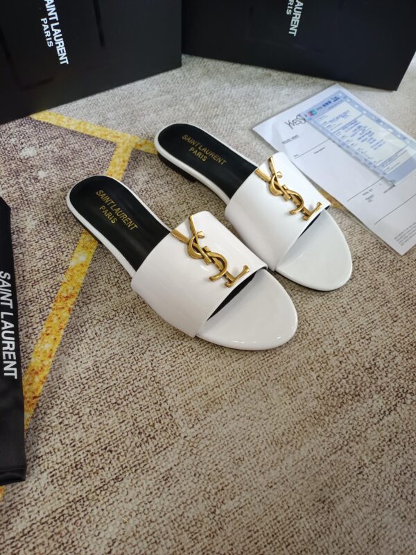 Yves Saint Laurent #23928 Fashionable Slippers - Image 5