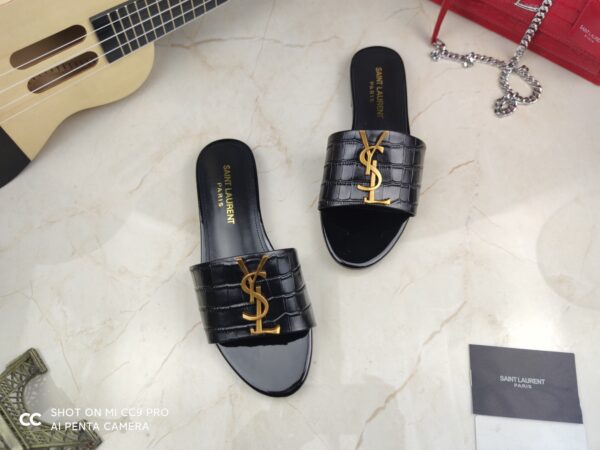 Yves Saint Laurent #28999 Fashionable Slippers - Image 3