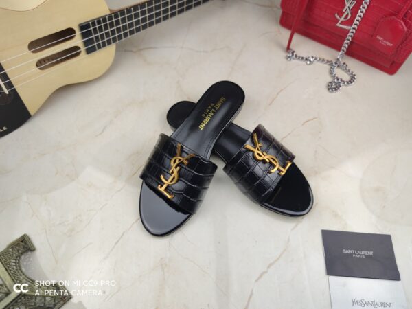 Yves Saint Laurent #28999 Fashionable Slippers - Image 5