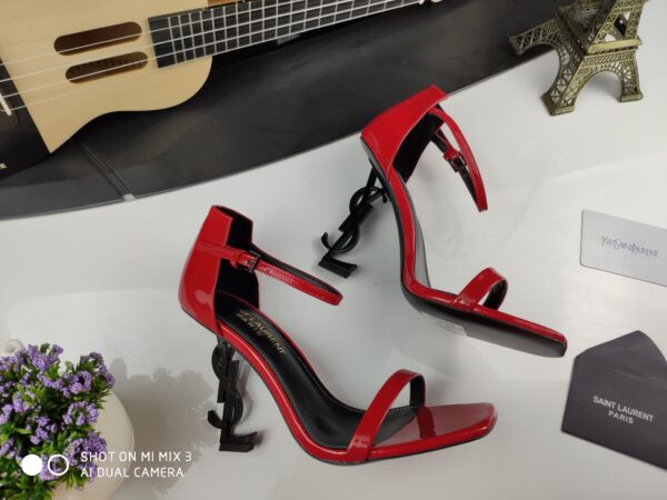 Yves Saint Laurent #32314 Fashionable Sandal - Image 4