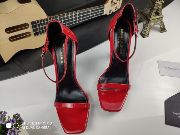 Yves Saint Laurent #32314 Fashionable Sandal - Image 6