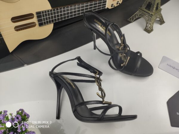 Yves Saint Laurent #32451 Fashionable Sandal - Image 2