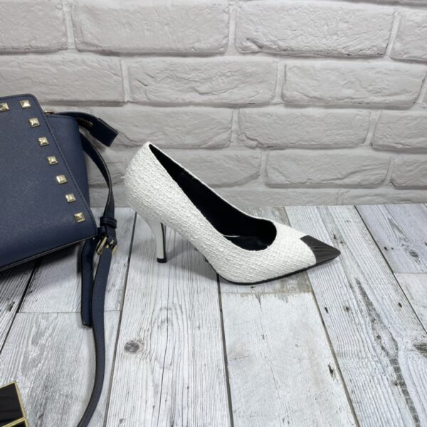 Yves Saint Laurent #34517 Fashionable High-Heeled Shoes - Image 6