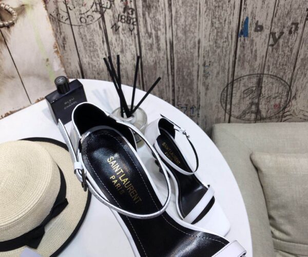 Yves Saint Laurent #36034 Fashionable High-Heeled Shoes - Image 4