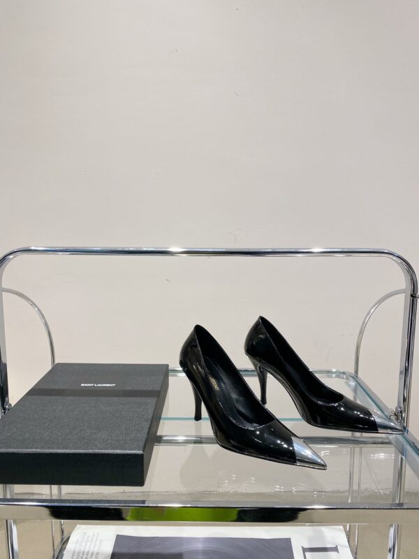 Yves Saint Laurent #58193 Fashionable High-Heeled Shoes - Image 2