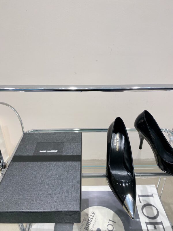 Yves Saint Laurent #58193 Fashionable High-Heeled Shoes - Image 4