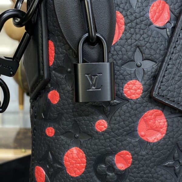 Louis Vuitton LV x YK Lock It M21676 - Image 5