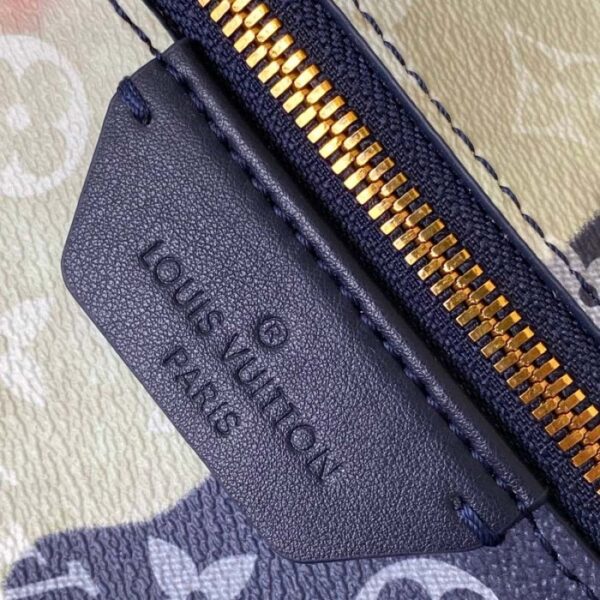 Louis Vuitton Monogram Bleach Canvas Discovery Backpack PM M46806 - Image 5