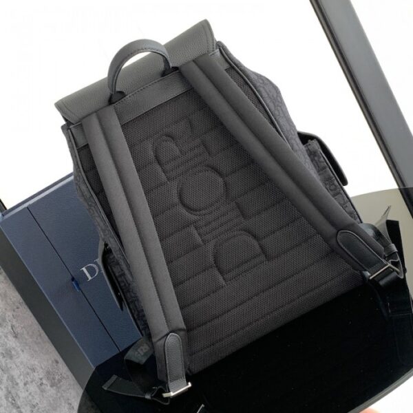 Dior Saddle Backpack Black Dior Oblique Jacquard - Image 3