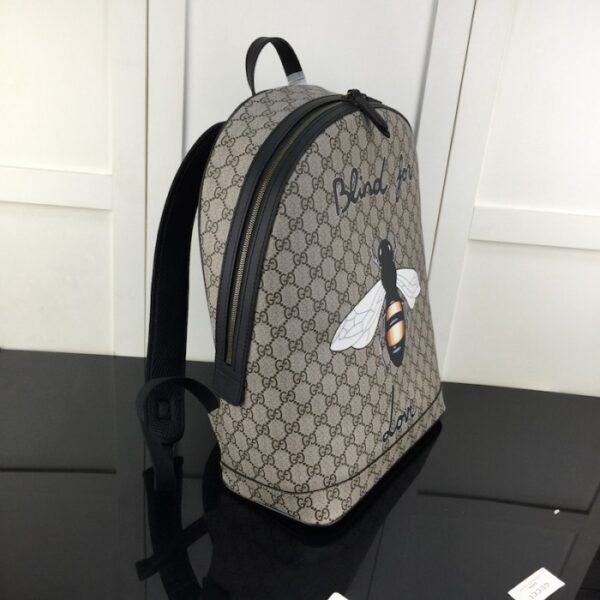 Gucci GG Supreme Backpack Bee Print 419584 - Image 2