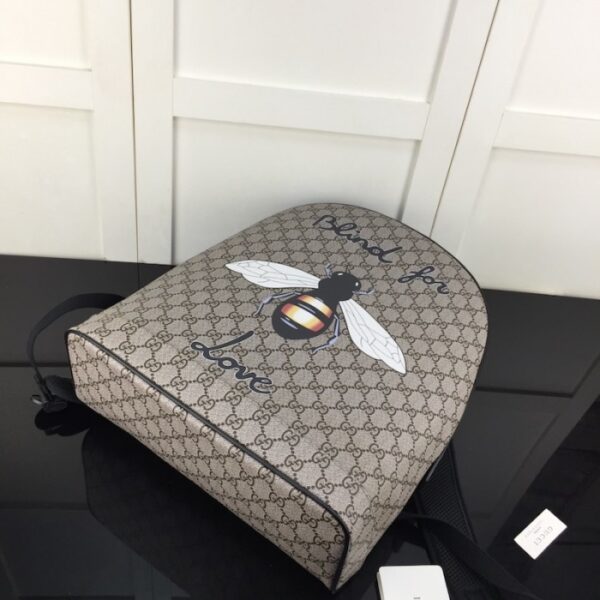 Gucci GG Supreme Backpack Bee Print 419584 - Image 4
