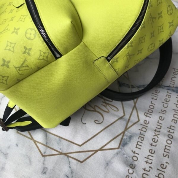 LV Monogram Discovery Backpack PM M30238 - Image 3
