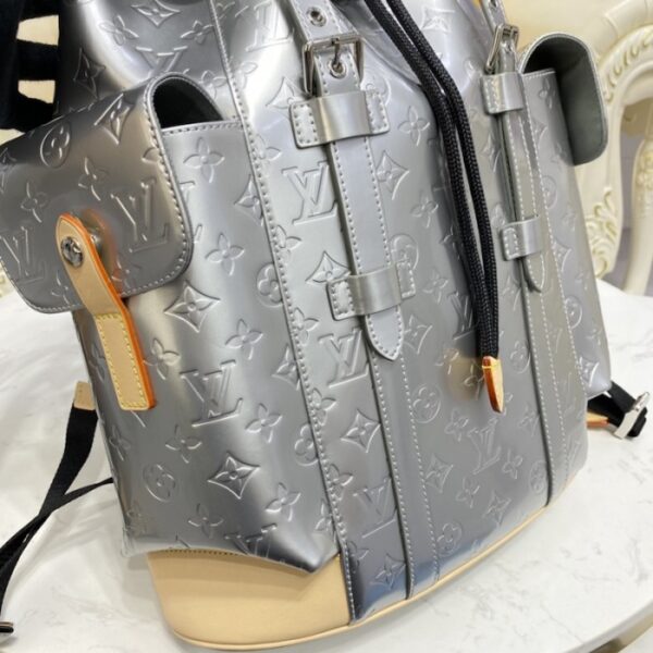 LV Monogram Mirror Christopher PM M58756 - Image 5