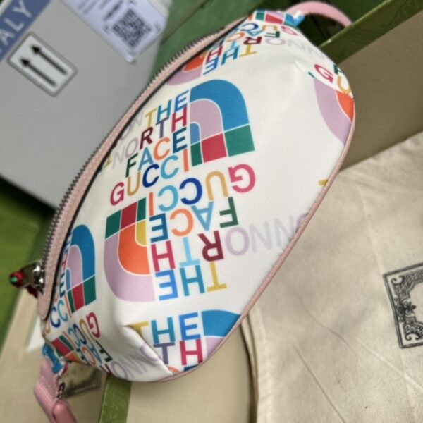 The North Face x Gucci belt bag ‎650299 White - Image 3