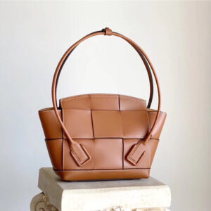 Bottega Veneta Arco 33 Bag Brown
