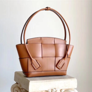 Bottega Veneta Arco 33 Bag Brown