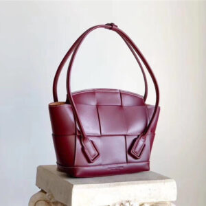 Bottega Veneta Arco 33 Bag Wine Red