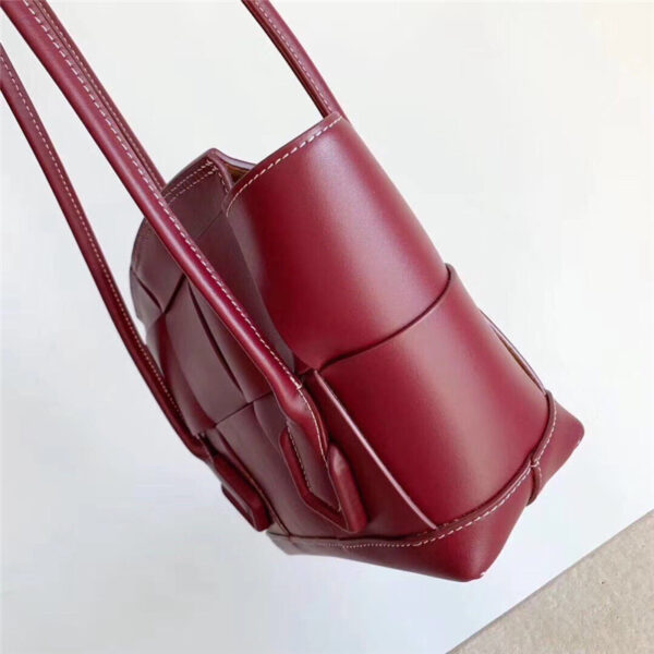 Bottega Veneta Arco 33 Bag Wine Red - Image 6