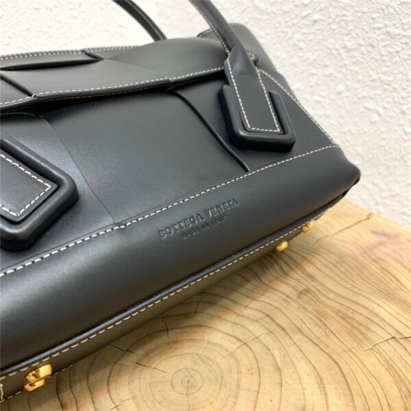 Bottega Veneta Arco 33 Bag Black - Image 5