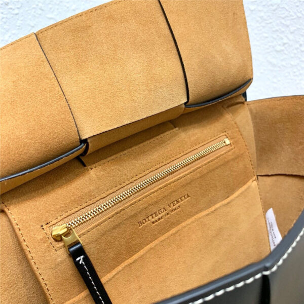Bottega Veneta Arco 33 Bag Black - Image 2