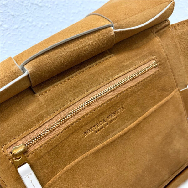 Bottega Veneta Arco 33 Bag - Image 8
