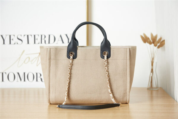CC Off White Woolen Plaid Beach Bag - Image 2