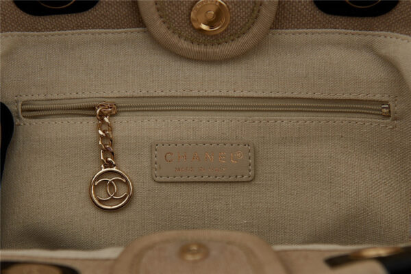 CC Off White Woolen Plaid Beach Bag - Image 5