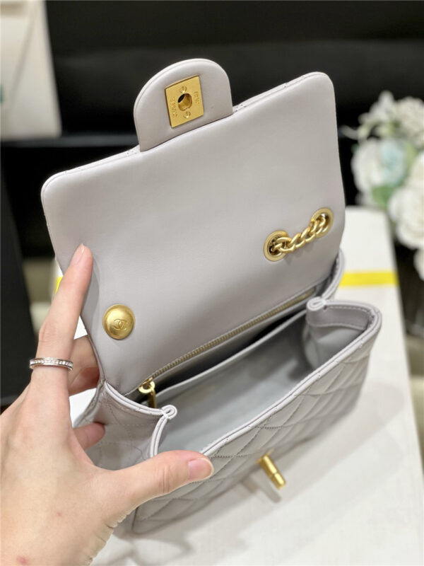 CC CF camellia flap bag small - Image 8