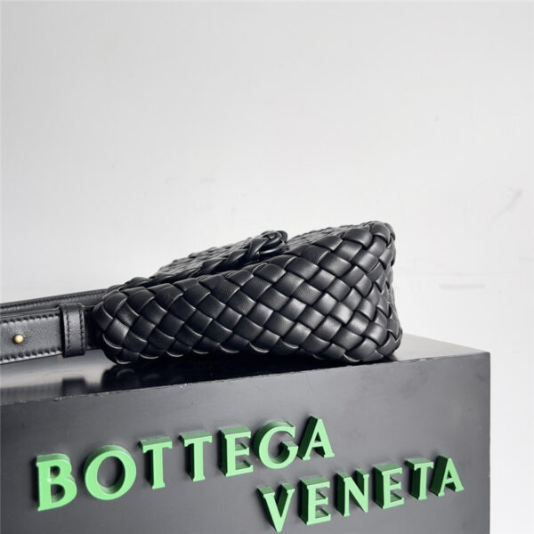 Bottega Veneta mini cobble shoulder bag - Image 4