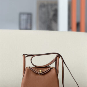 Hermès Mini Lindy Bag Brown