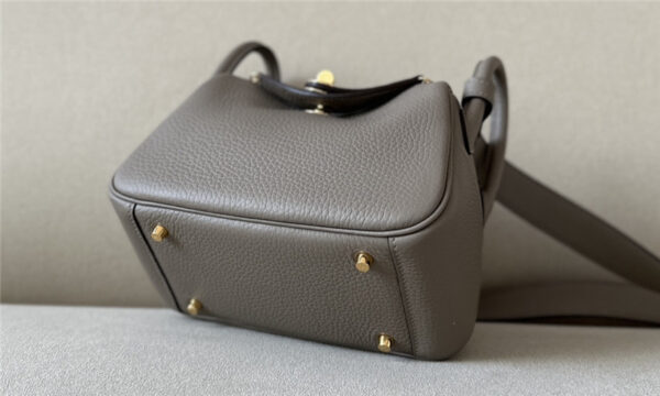 Hermès Mini Lindy Bag Grey - Image 3
