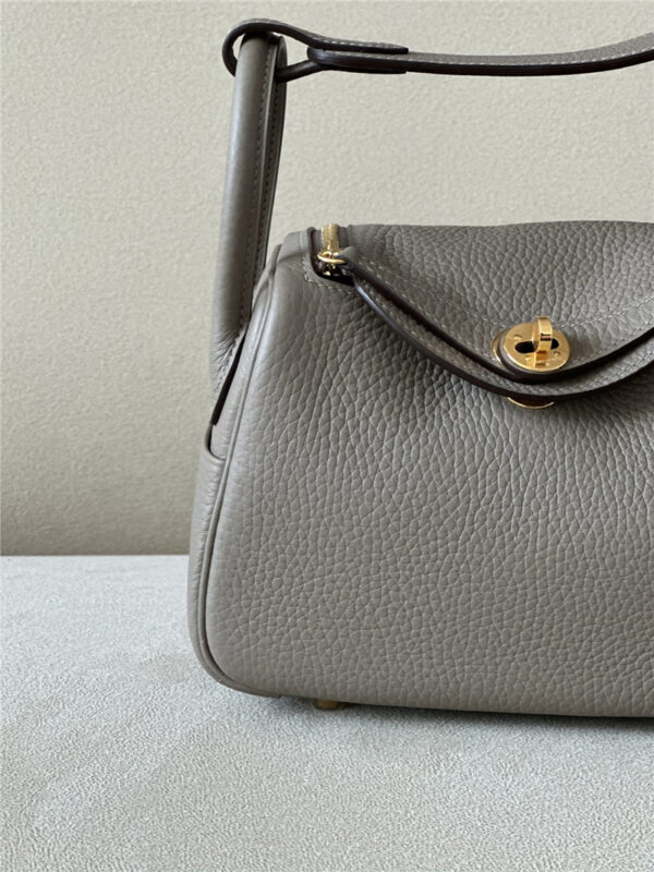 Hermès Mini Lindy Bag Grey - Image 4