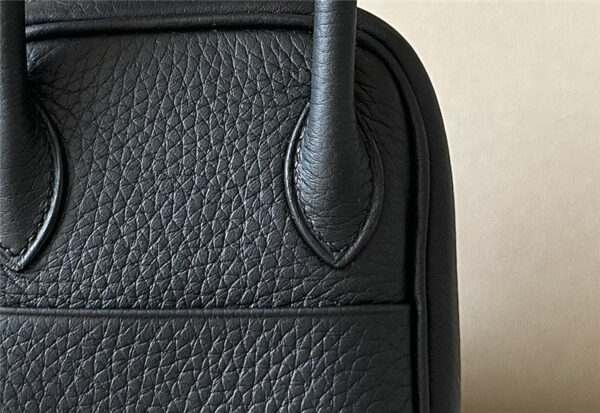 Hermès Mini Lindy Bag Black - Image 4