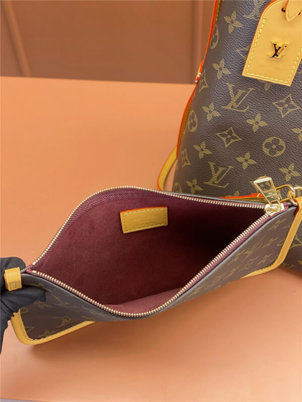 Louis Vuitton LV Carryall PM Bag Large - Image 4