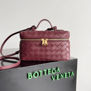 Bottega Veneta Woven Zip Crossbody Bag Red