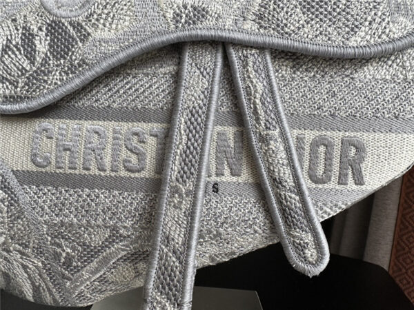 Dior Grey Embroidered Denim Saddle Bag - Image 2