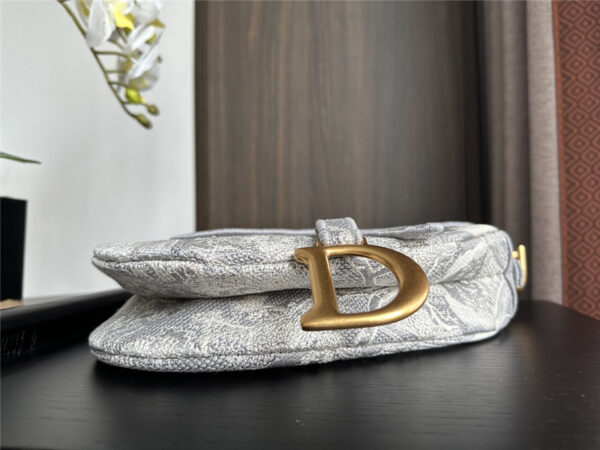 Dior Grey Embroidered Denim Saddle Bag - Image 5