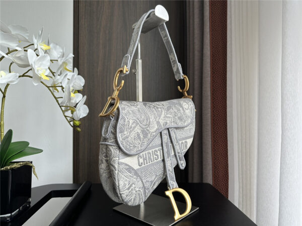 Dior Grey Embroidered Denim Saddle Bag - Image 6