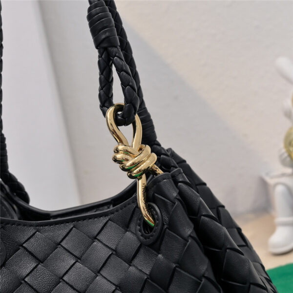 bottega veneta parachute leather shoulder bag - Image 4