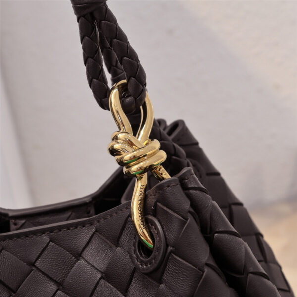 bottega veneta parachute leather shoulder bag - Image 3