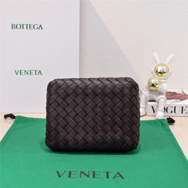 bottega veneta parachute leather shoulder bag - Image 2