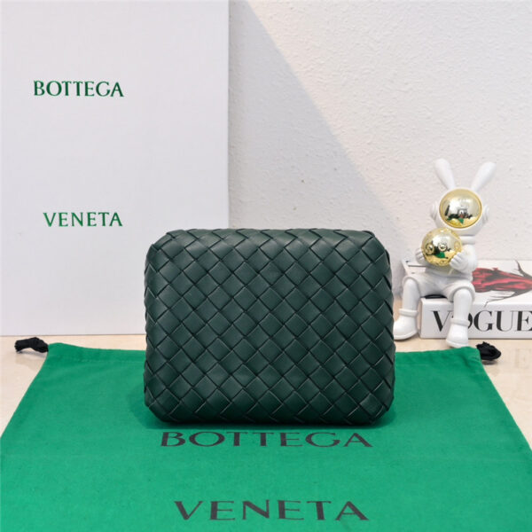 bottega veneta parachute leather shoulder bag - Image 7